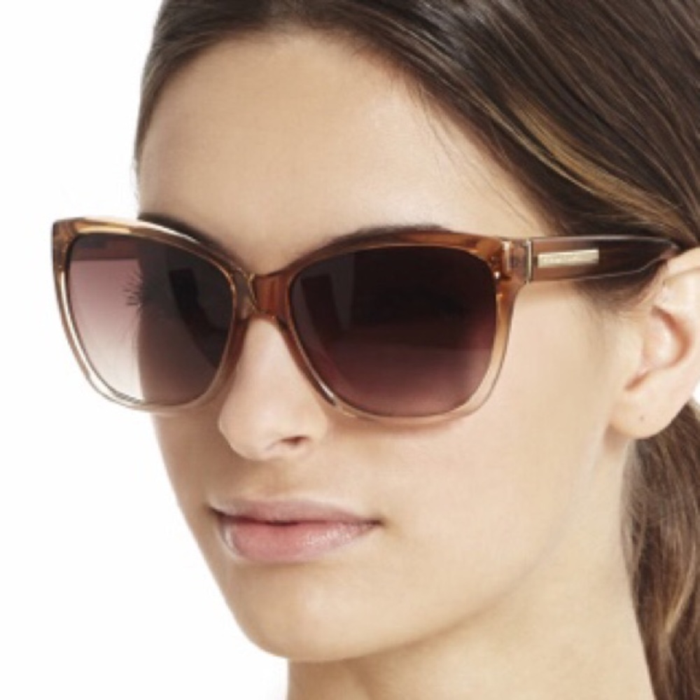 🌞🕶 BCBGMAXAZRIA Sunglasses